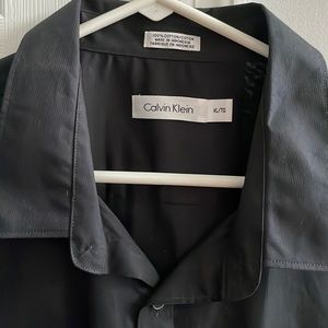 Men’s light weight casual shirt size Lg